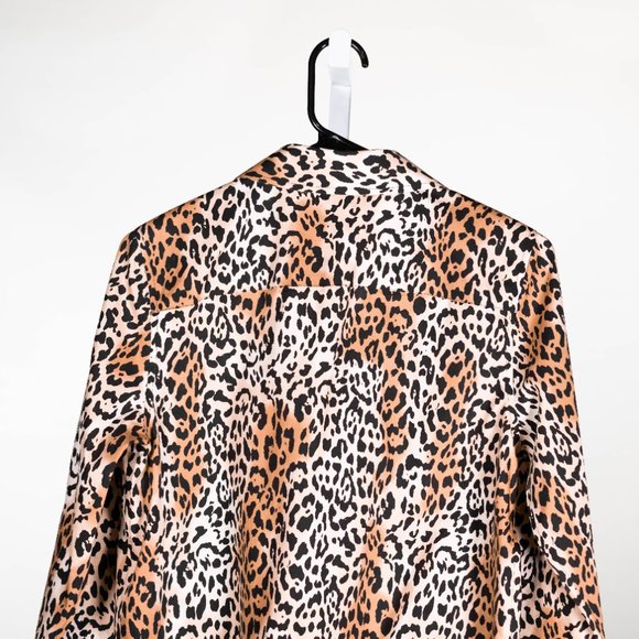 Chico's Womens Shirt Button Up Animal Cheetah Print Tie Waist Crop Top 0 US S/4 - Picture 7 of 9